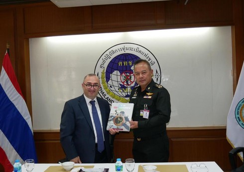 Azərbaycan səfiri Tailand Minatəmizləmə Mərkəzinin başçısı ilə əməkdaşlıq perspektivlərini müzakirə edib