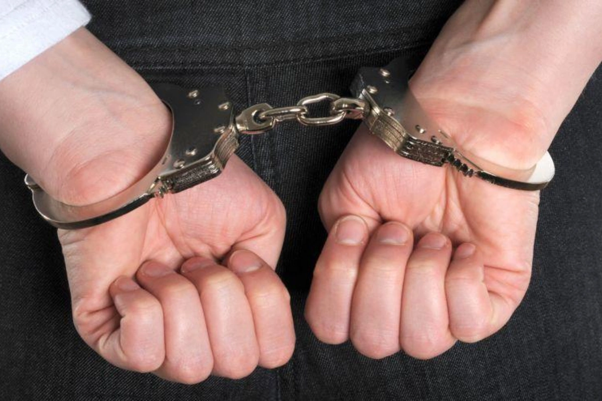 Azərbaycanda nazirlik əməkdaşı silahla saxlanıldı - HƏBS EDİLDİ