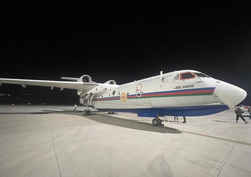 Azərbaycanın Türkiyəyə yola salınmış amfibiya təyyarəsi İzmirə eniş edib