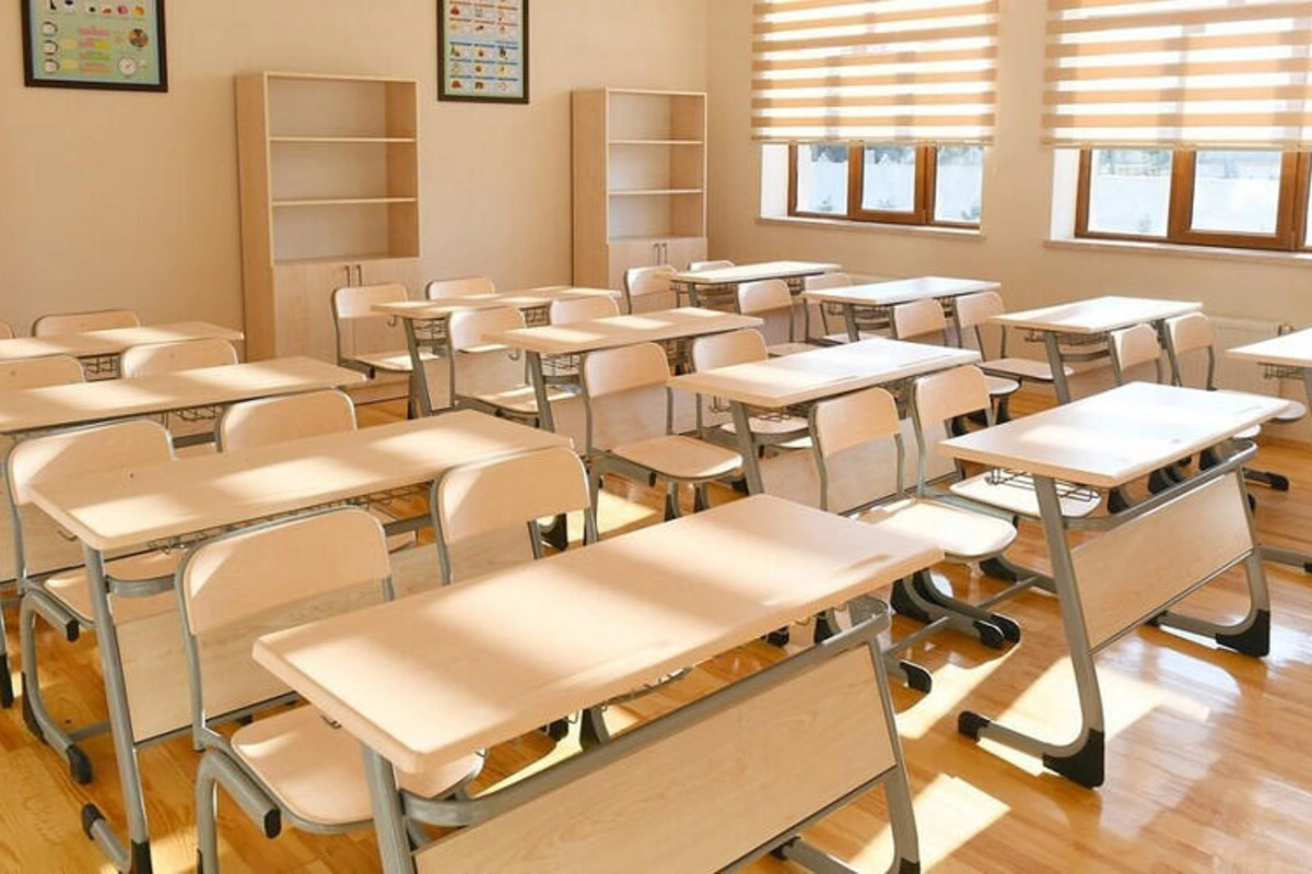 Bir ildə 64 məktəb bağlanıb - Ekspertlərdən HƏYƏCAN TƏBİLİ