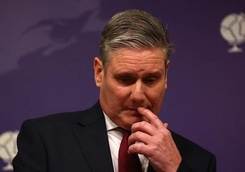 Britaniya baş nazirinin reytinqi iğtişaşlar fonunda xeyli aşağı düşüb