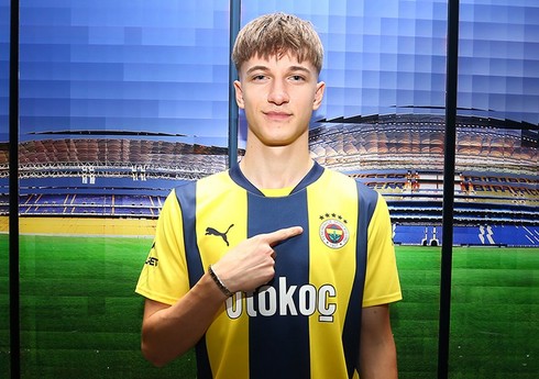 "Fənərbağça" yeni futbolçu transfer edib