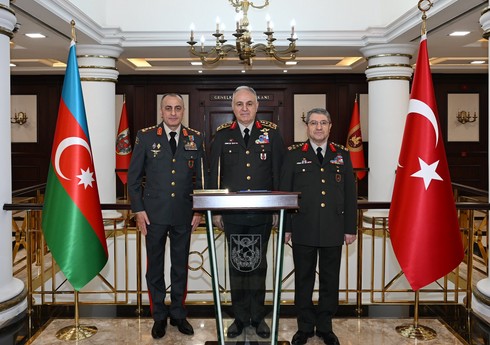 Hikmət Mirzəyev Türkiyə Silahlı Qüvvələrinin Baş qərargah rəisi ilə görüşüb