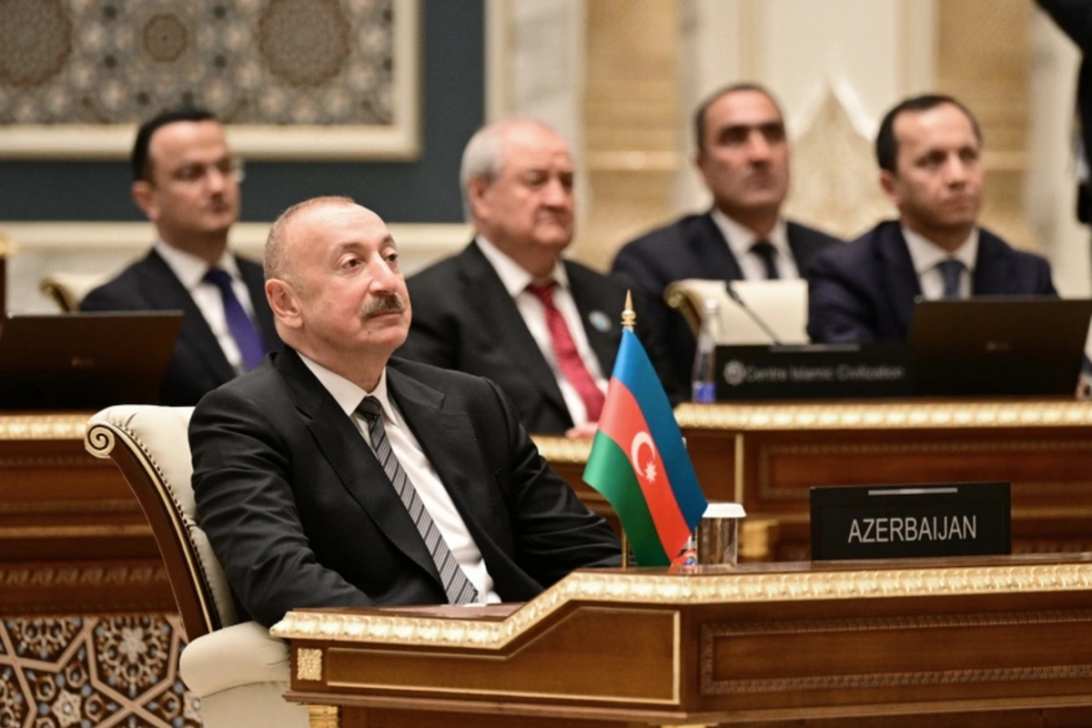 İlham Əliyev Daşkənddə "Gələcəyin İrsi" Beynəlxalq Mükafatının təqdimat mərasimində iştirak edib