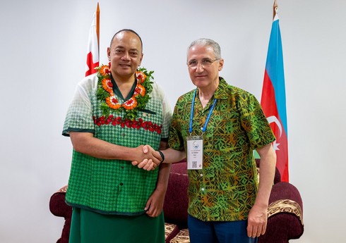Muxtar Babayev Tonqanın Baş naziri ilə görüşüb