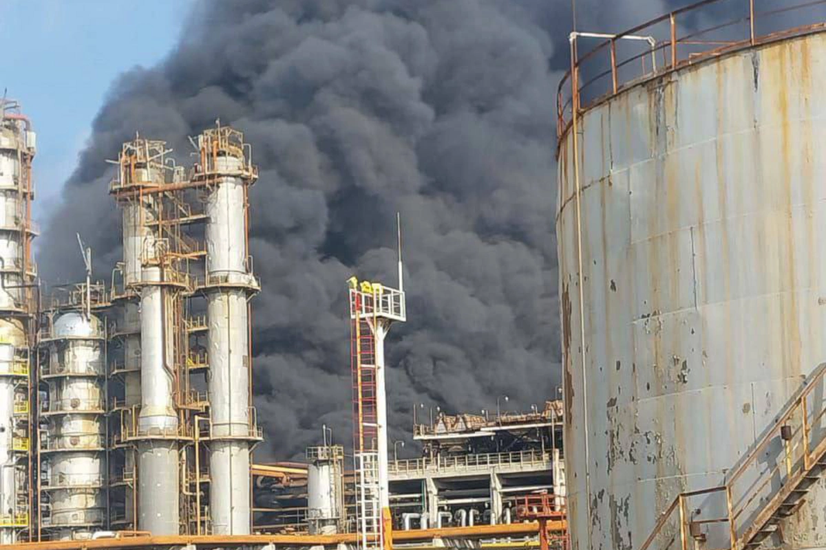 Neft Emalı Zavodunun ərazisində baş vermiş yanğın TAM SÖNDÜRÜLDÜ