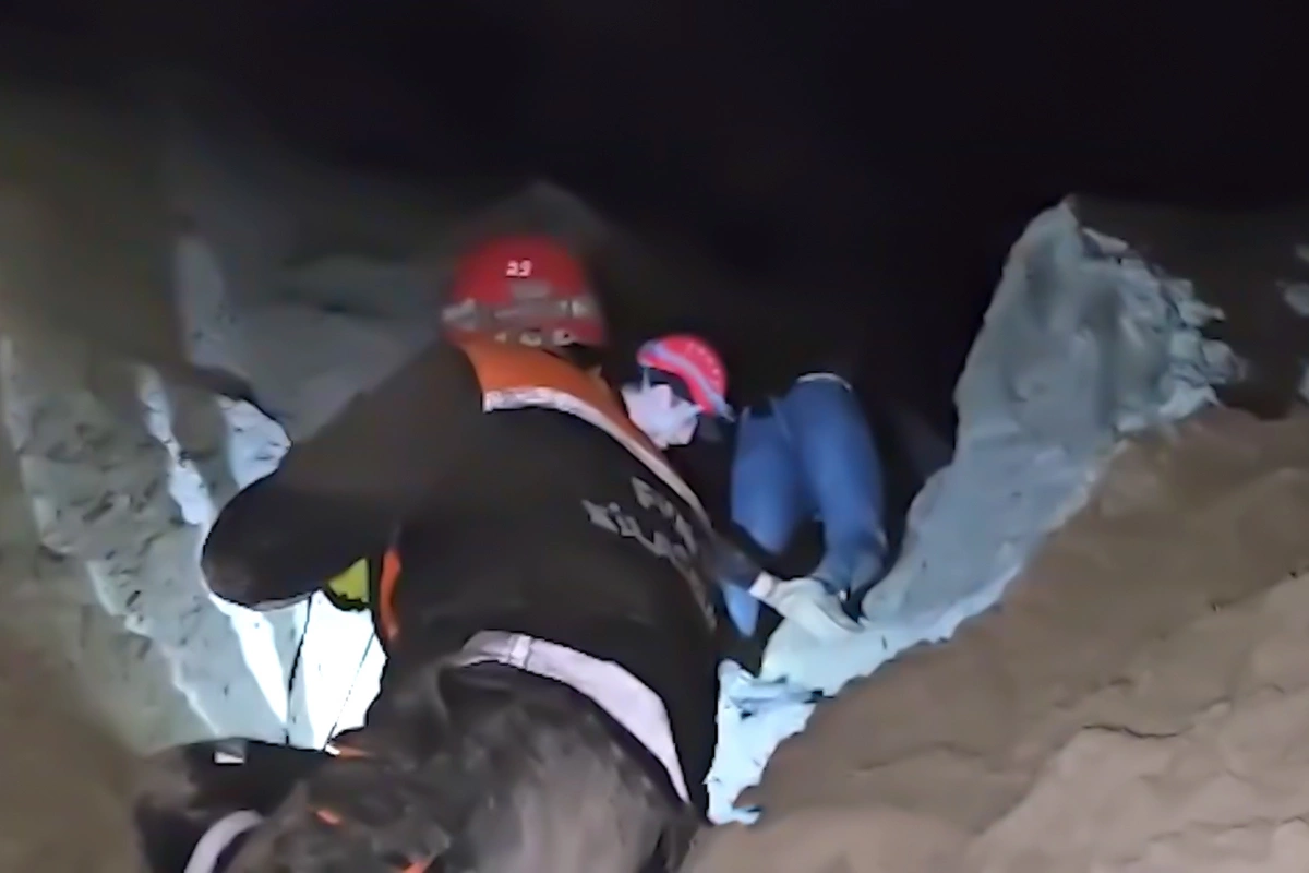 Səngəçalda dağda köməksiz qalan şəxs xilas edilib