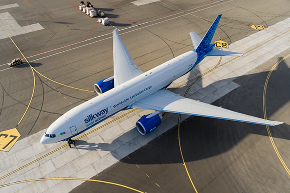 "Silk Way West Airlines" şirkətinin üçüncü "Boeing 777" yük təyyarəsi Bakıya gəlib