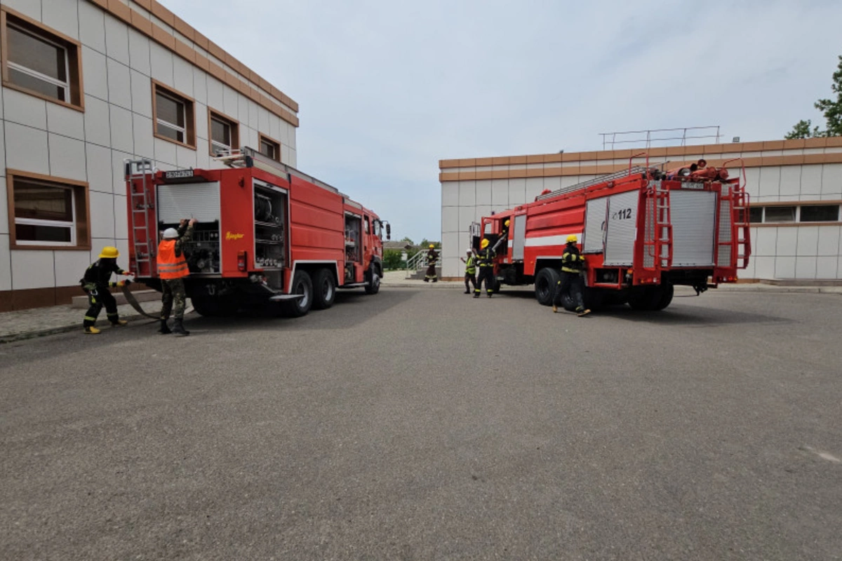 Ucar xəstəxanasında fövqəladə hallarda davranış qaydaları ilə bağlı təlim keçirilib - VİDEO