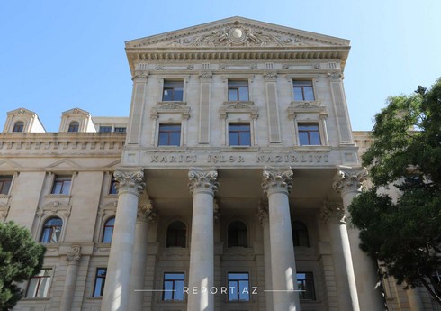 XİN Moldovanı Milli Günü münasibətilə təbrik edib